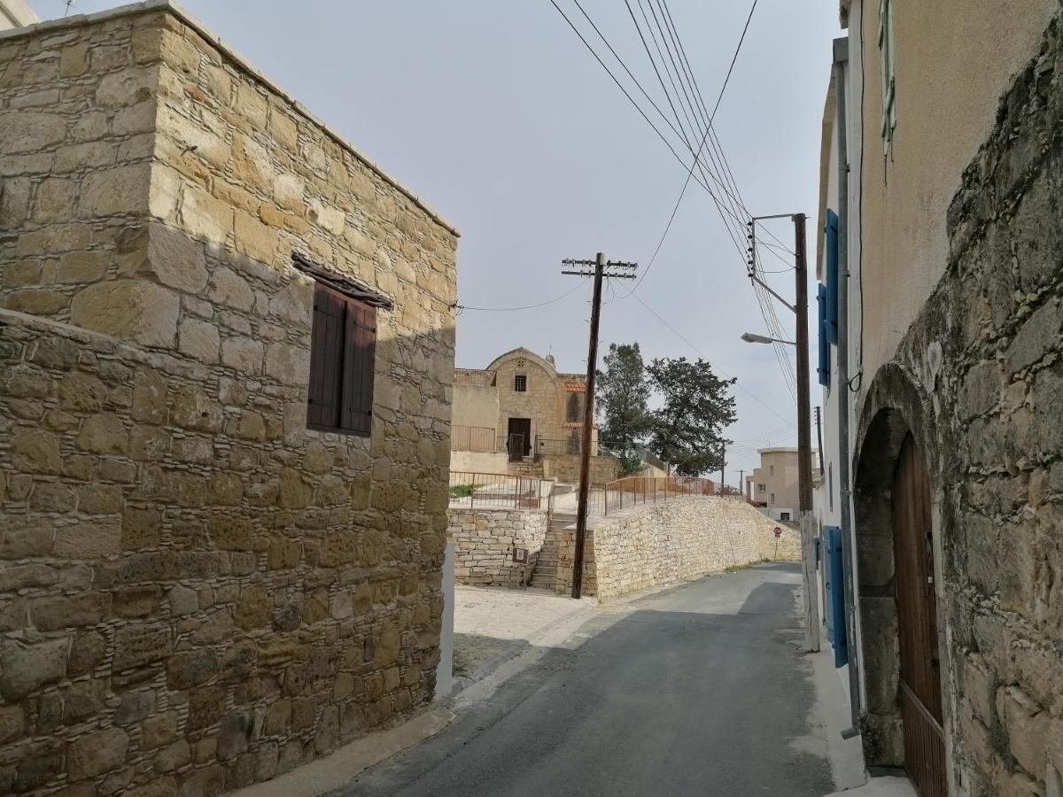 Casavero Voroklini Bagian luar foto